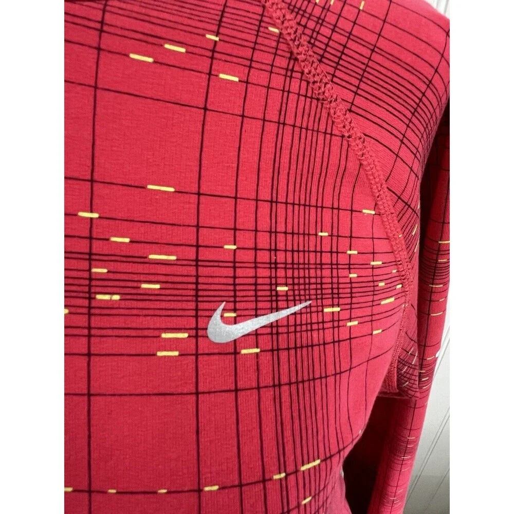 Womens Nike Dry Fit Hooded Pullover Athletic Jacket Hot pink Techno Print.Sz Med